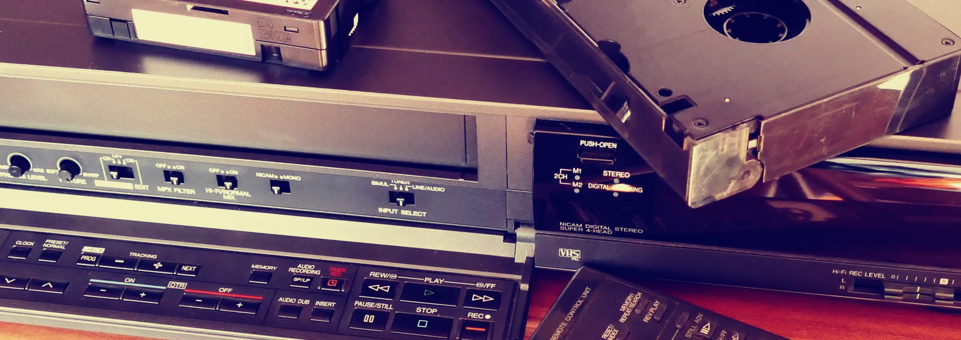 VHS, VHS-C, Digital8, Hi8, 8mm, MiniDV,